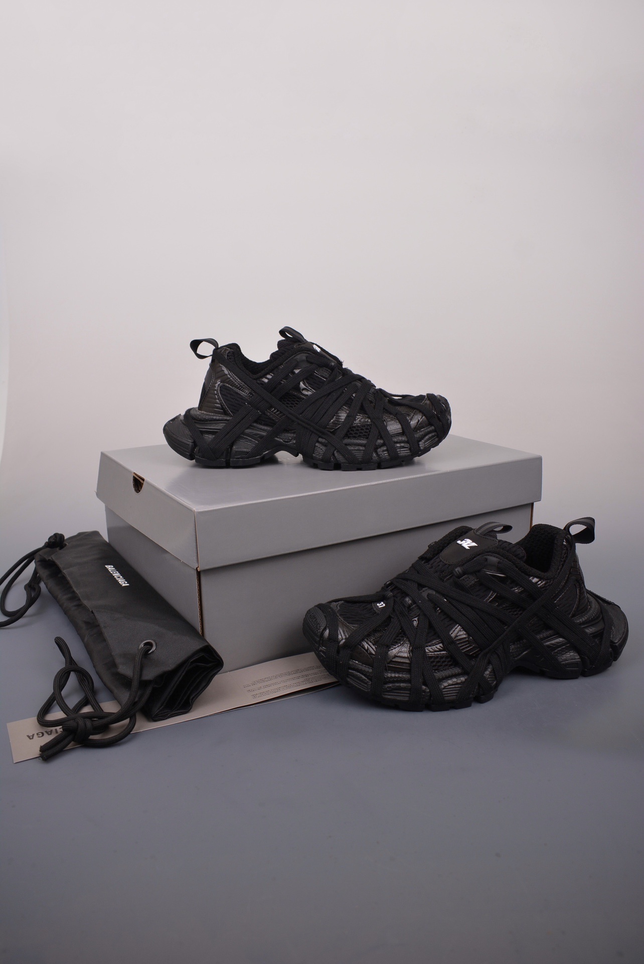 Balenciaga Phantom Sneaker 3XL — Total Black — foto 2