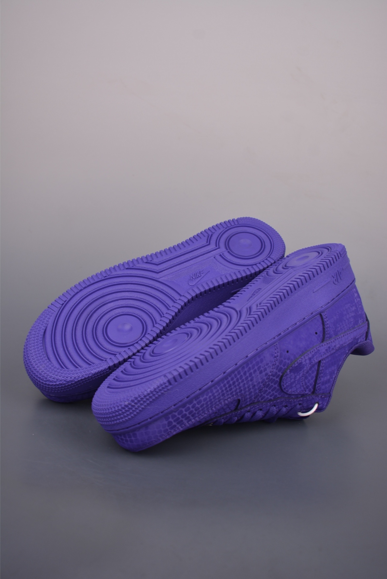 Nike Kobe Bryant x Nike Air Force 1 Low — Court Purple — IB0018-500 — foto 5