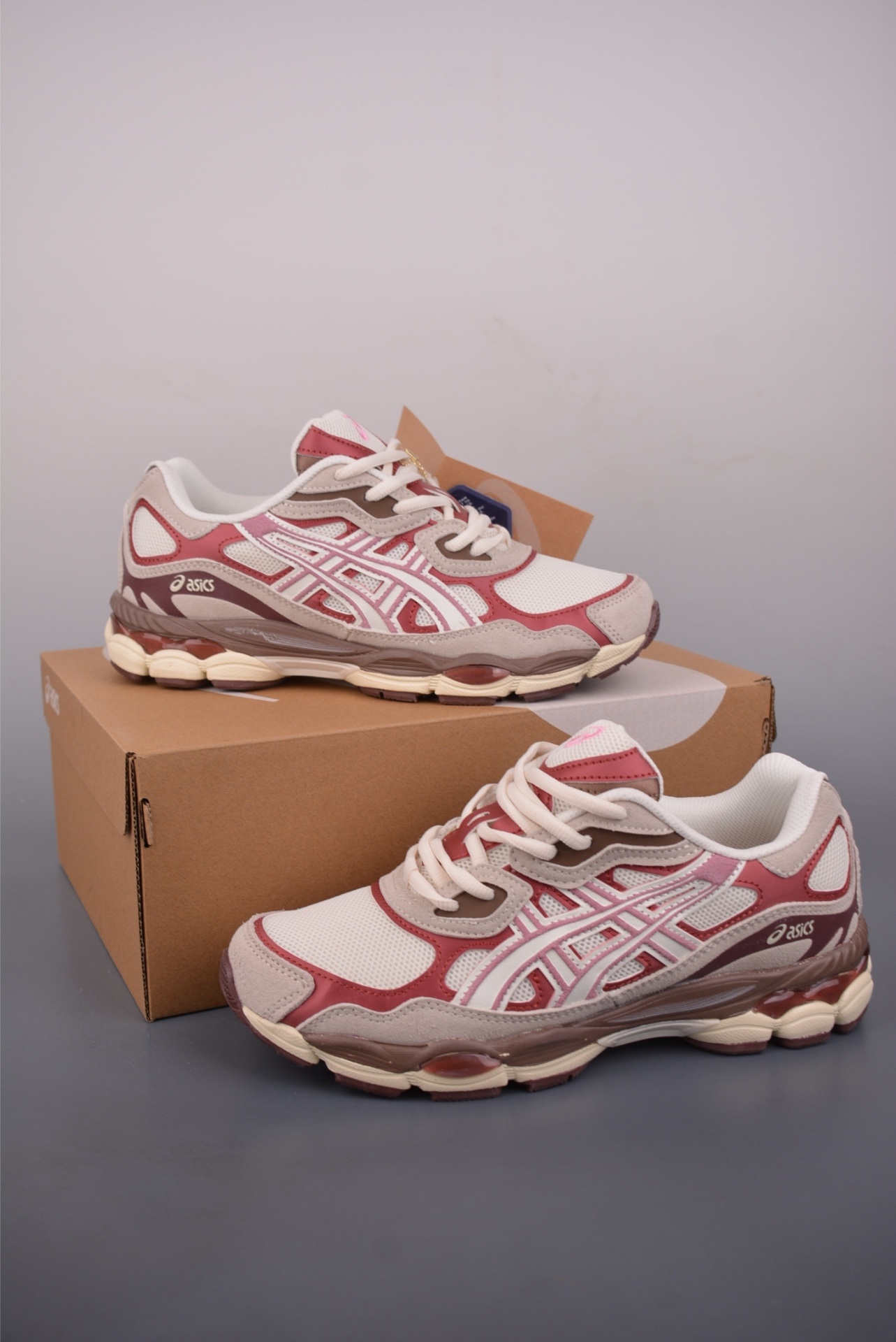 ASICS GEL-Cumulus 16 — Bianco / Rosa / Bordeaux