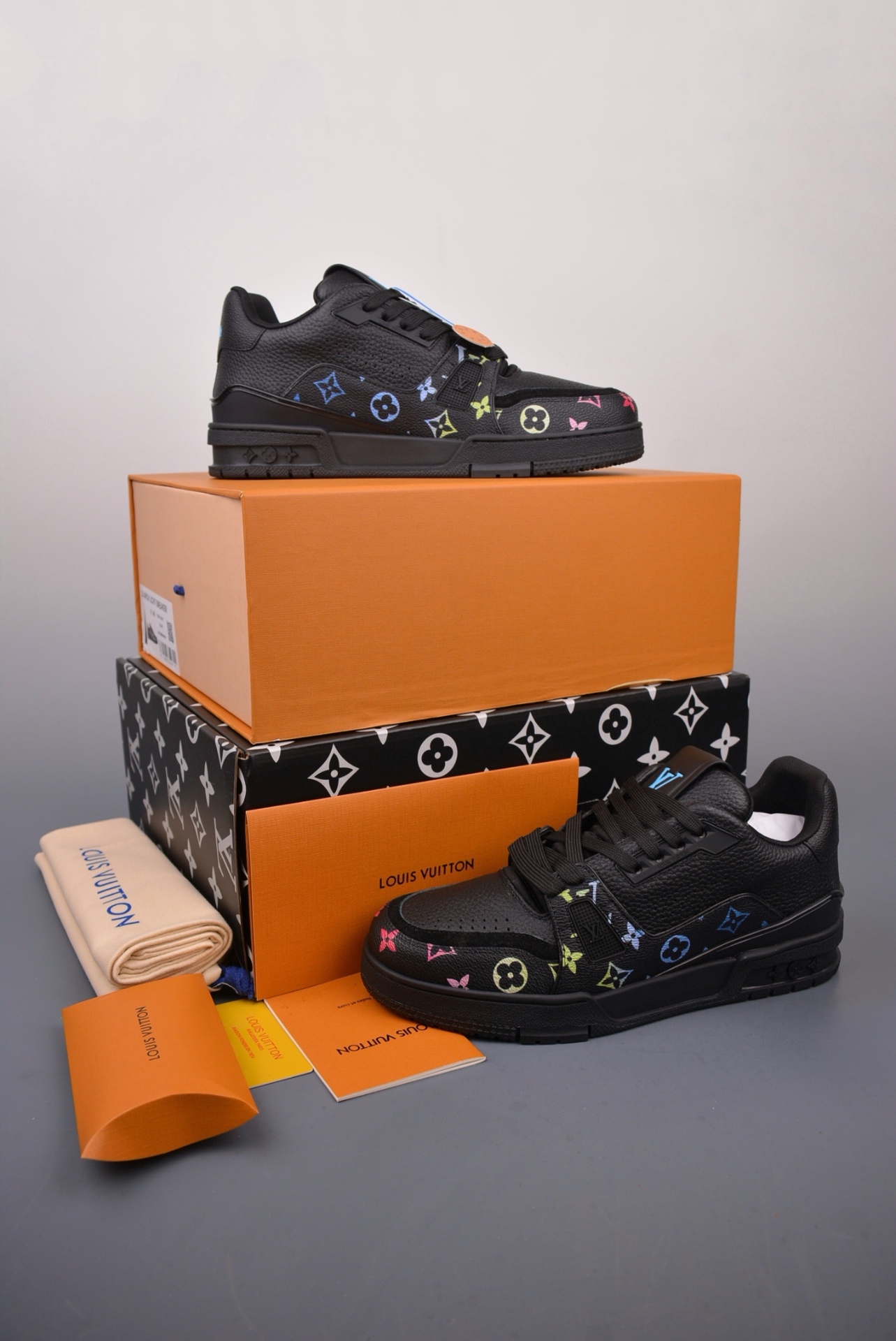 Louis Vuitton LV Trainer — Nero / Monogram Multicolore — foto 3
