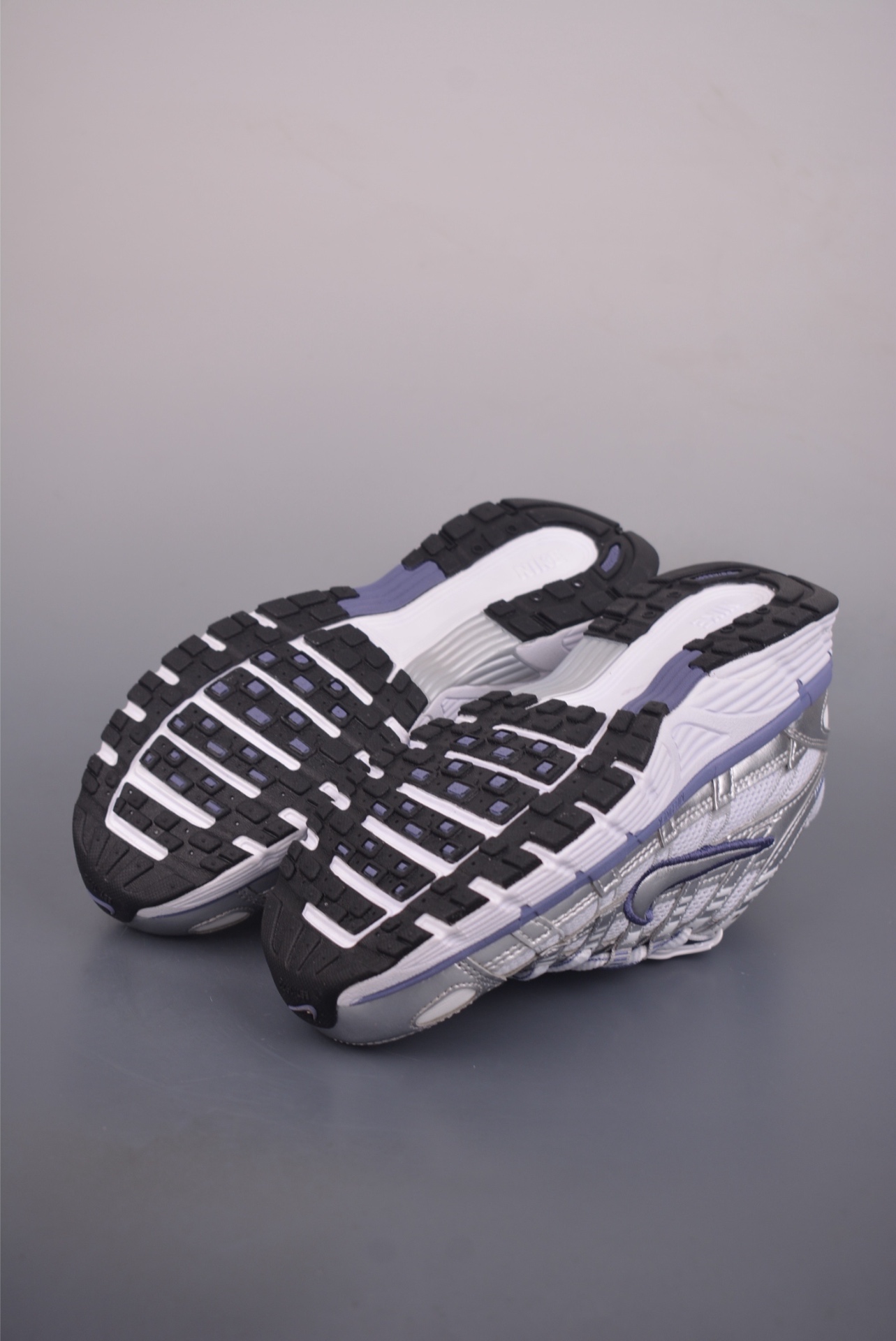 Nike Nike Initiator Running P-6000 — Metallic Silver / World Indigo — BV1021-014 — foto 5