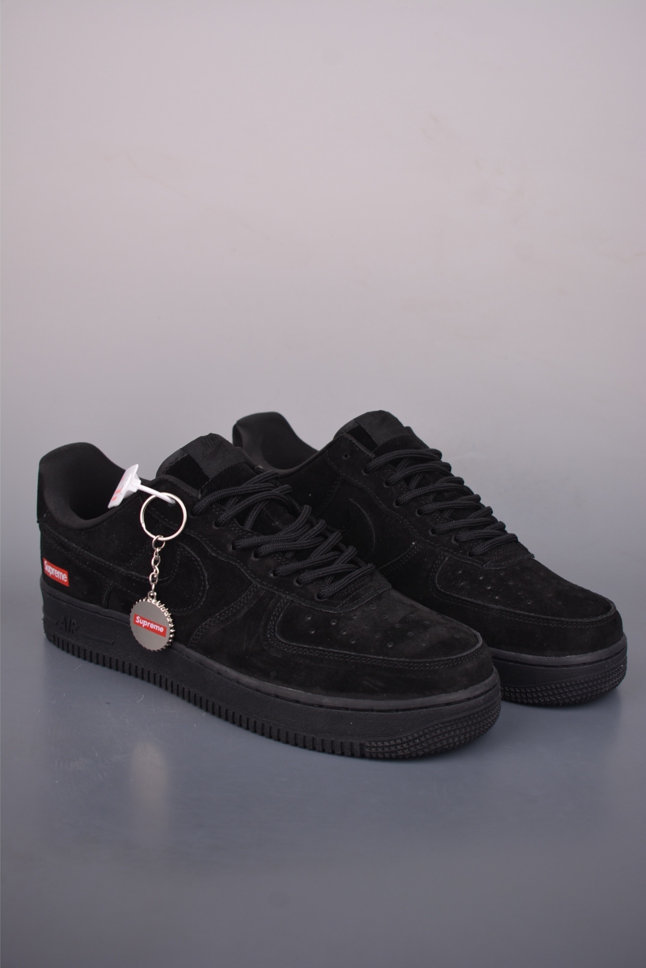 Nike Supreme x Nike Air Force 1 Low — Black — DF0188-119 — foto 2