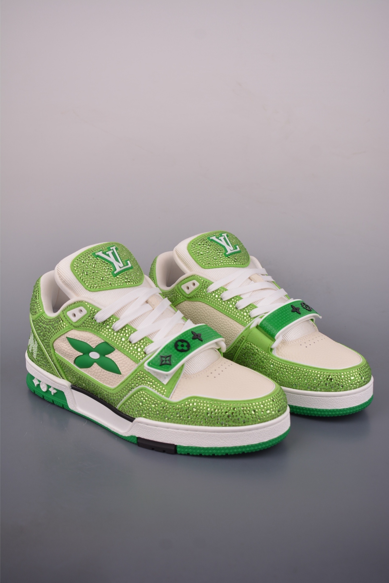 Louis Vuitton LV Trainer — Verde strass / Bianco