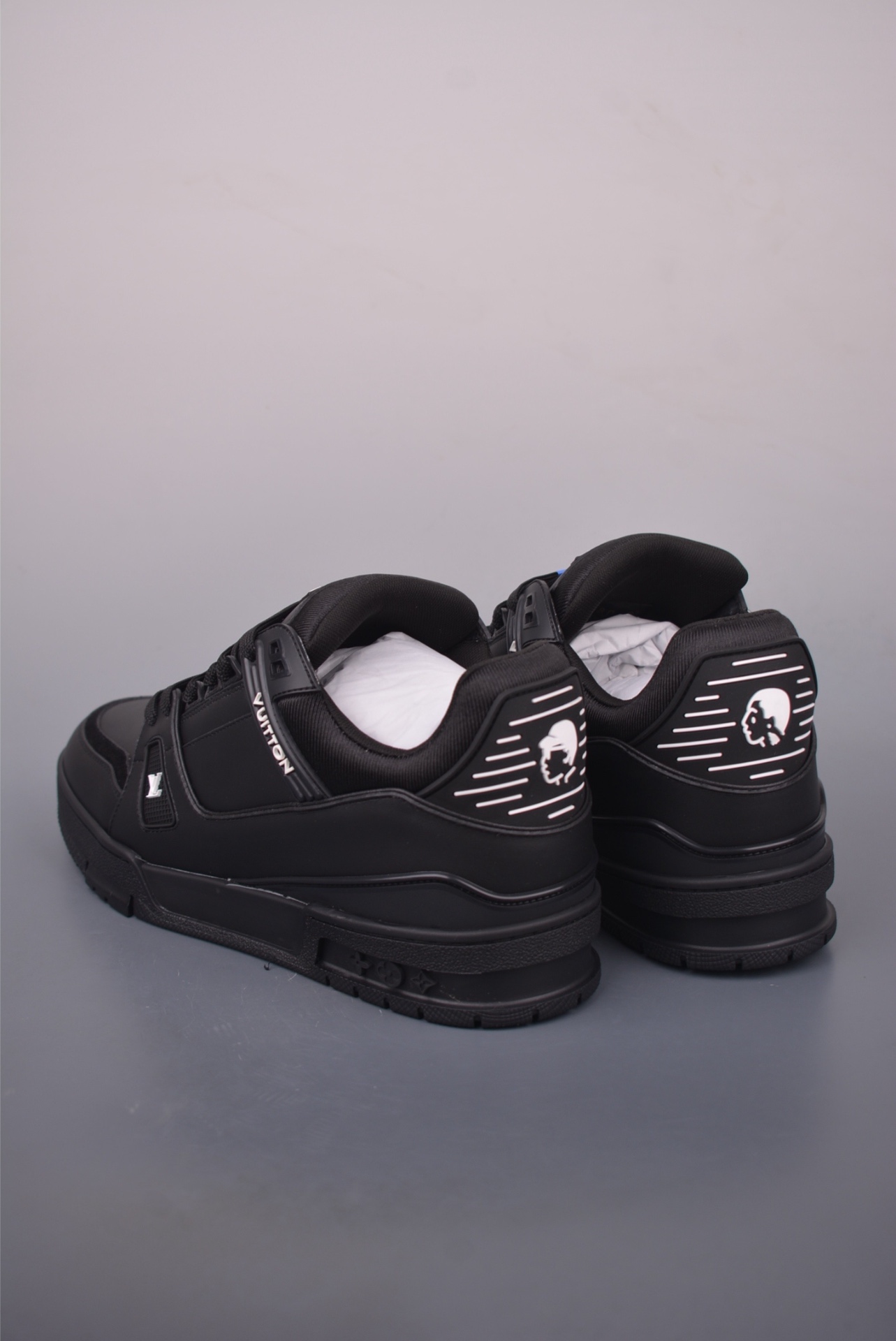 Louis Vuitton LV Trainer — Nero total black — 1AIKRQ (Pharrell Williams) — foto 2
