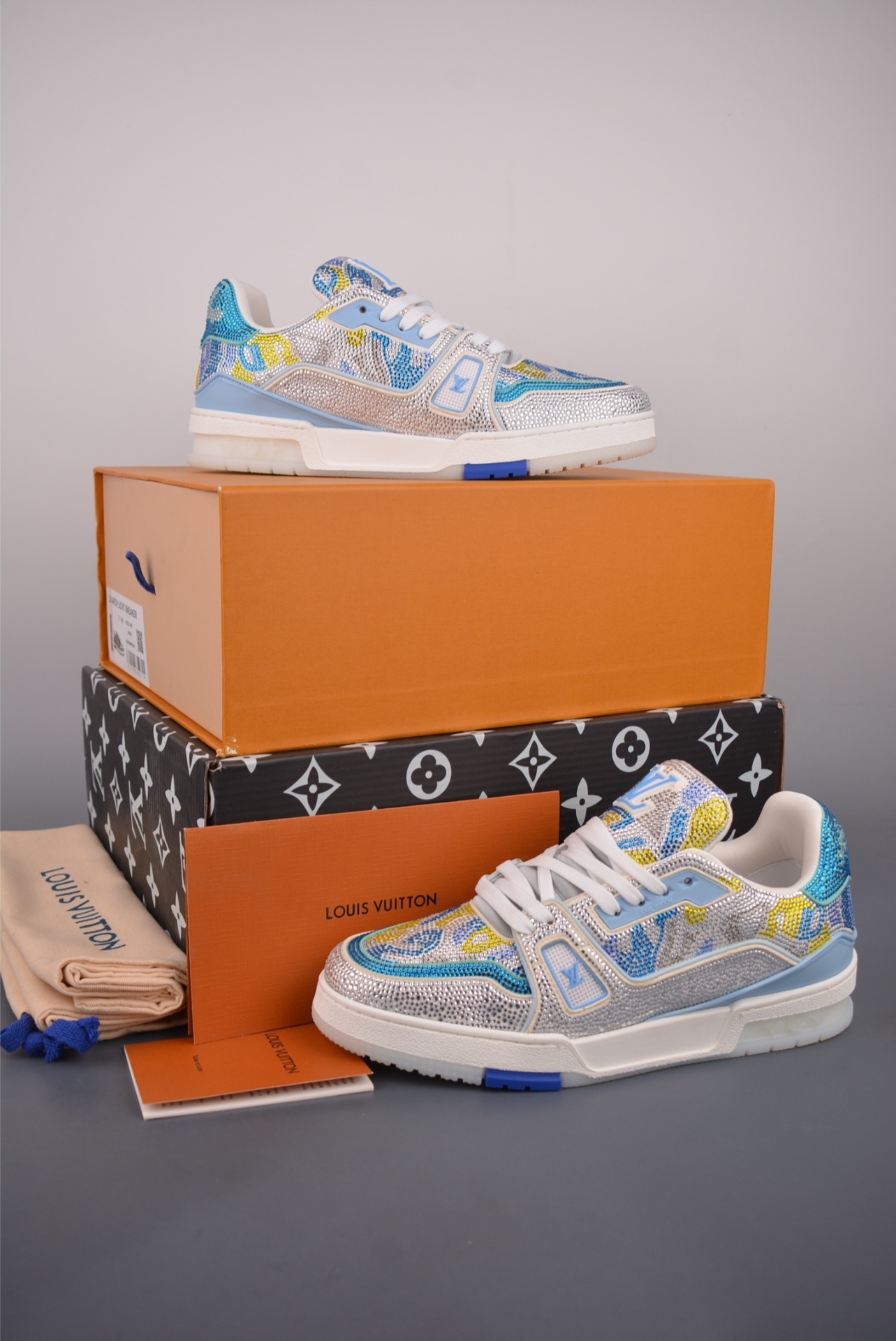 Louis Vuitton LV Trainer — Rhinestone Camouflage — 1AHTEH — foto 2