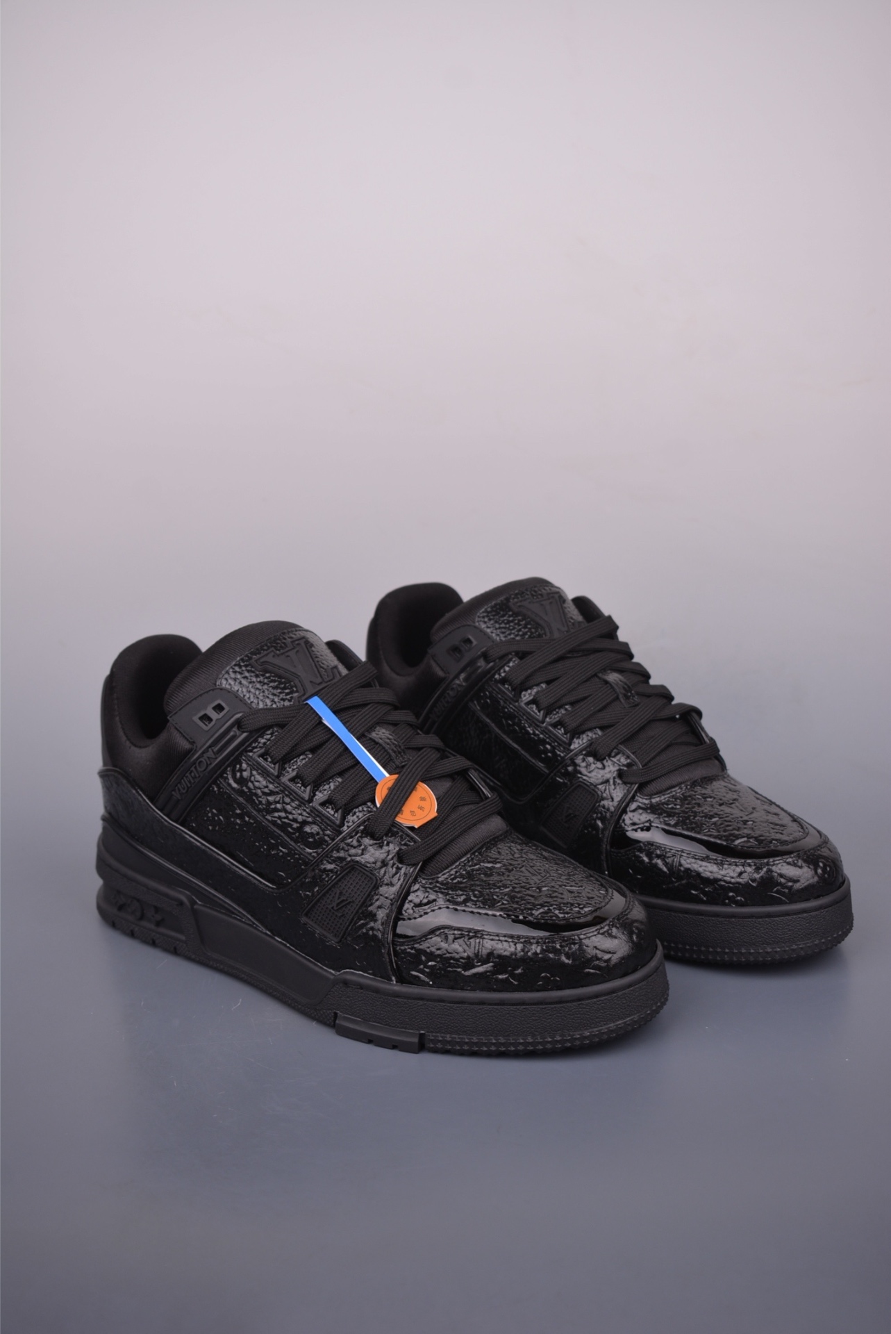 Louis Vuitton LV Trainer — Nero monogram vernice