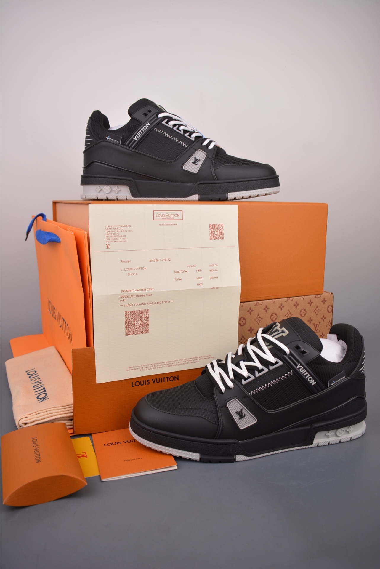 Louis Vuitton LV Trainer — Nero / Noir — 1ADEW3 — foto 3