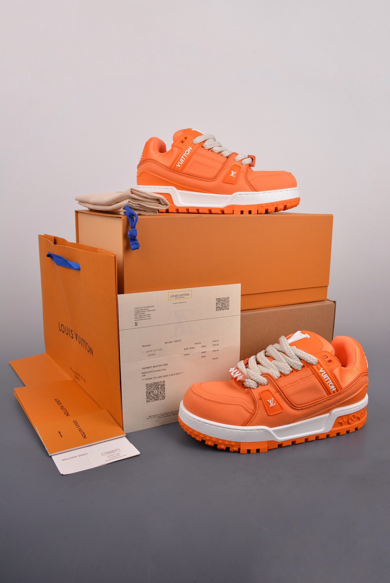 Louis Vuitton LV Trainer Maxi Low Canvas — Arancione Brillante / Bianco — 1ABMSR — foto 2
