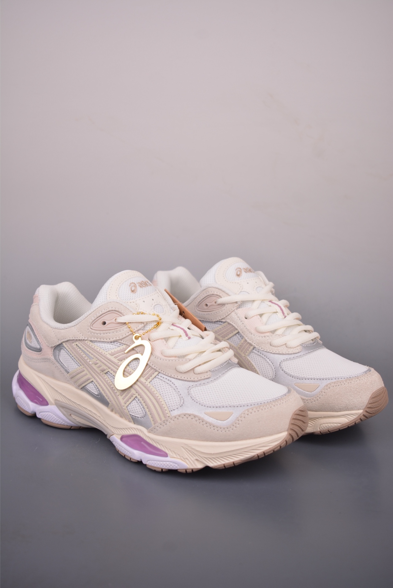 ASICS GEL-NYC — Crema / Beige / Lilla