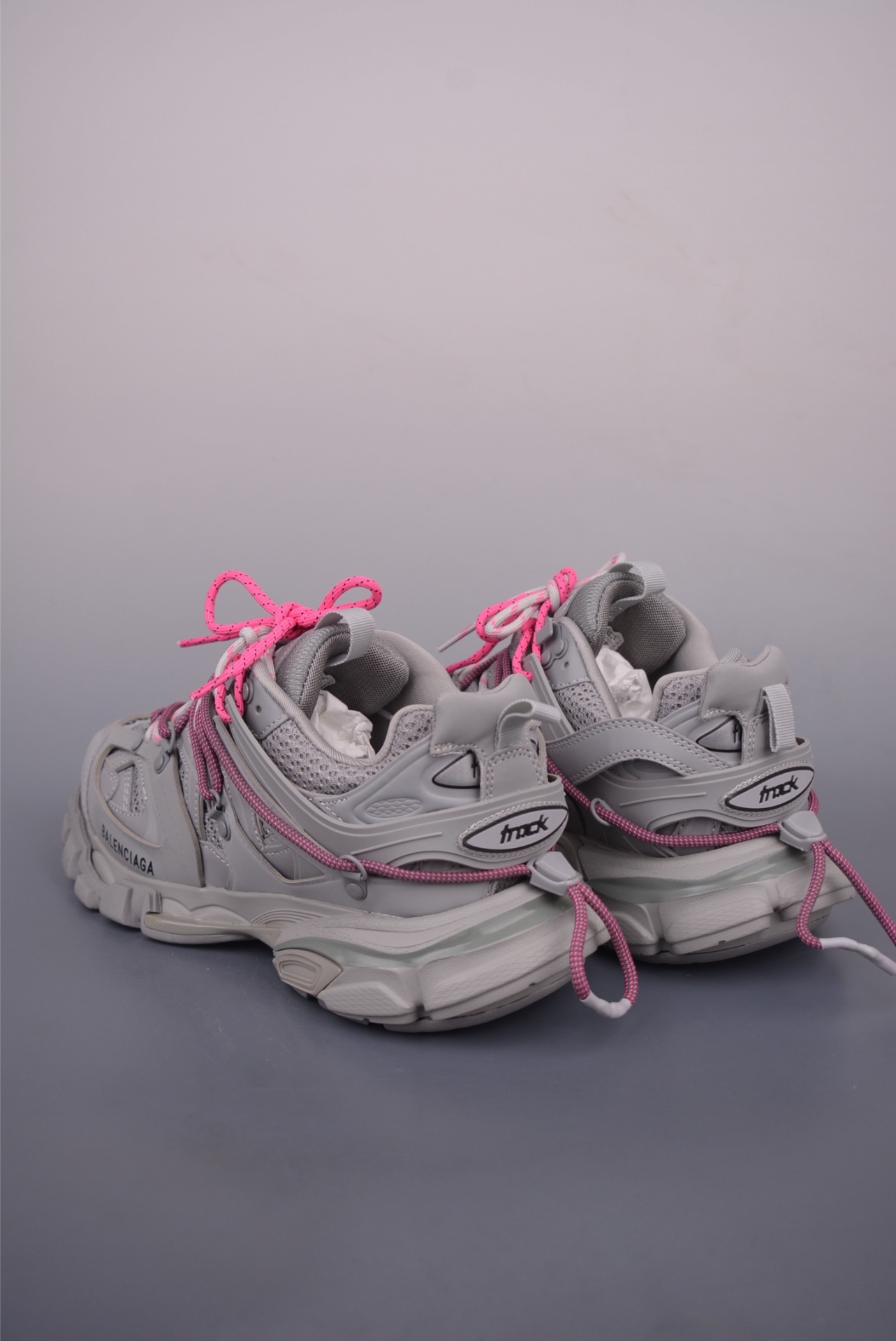 Balenciaga Track Tech — Grey / Pink — 800590 WTRHK — foto 2