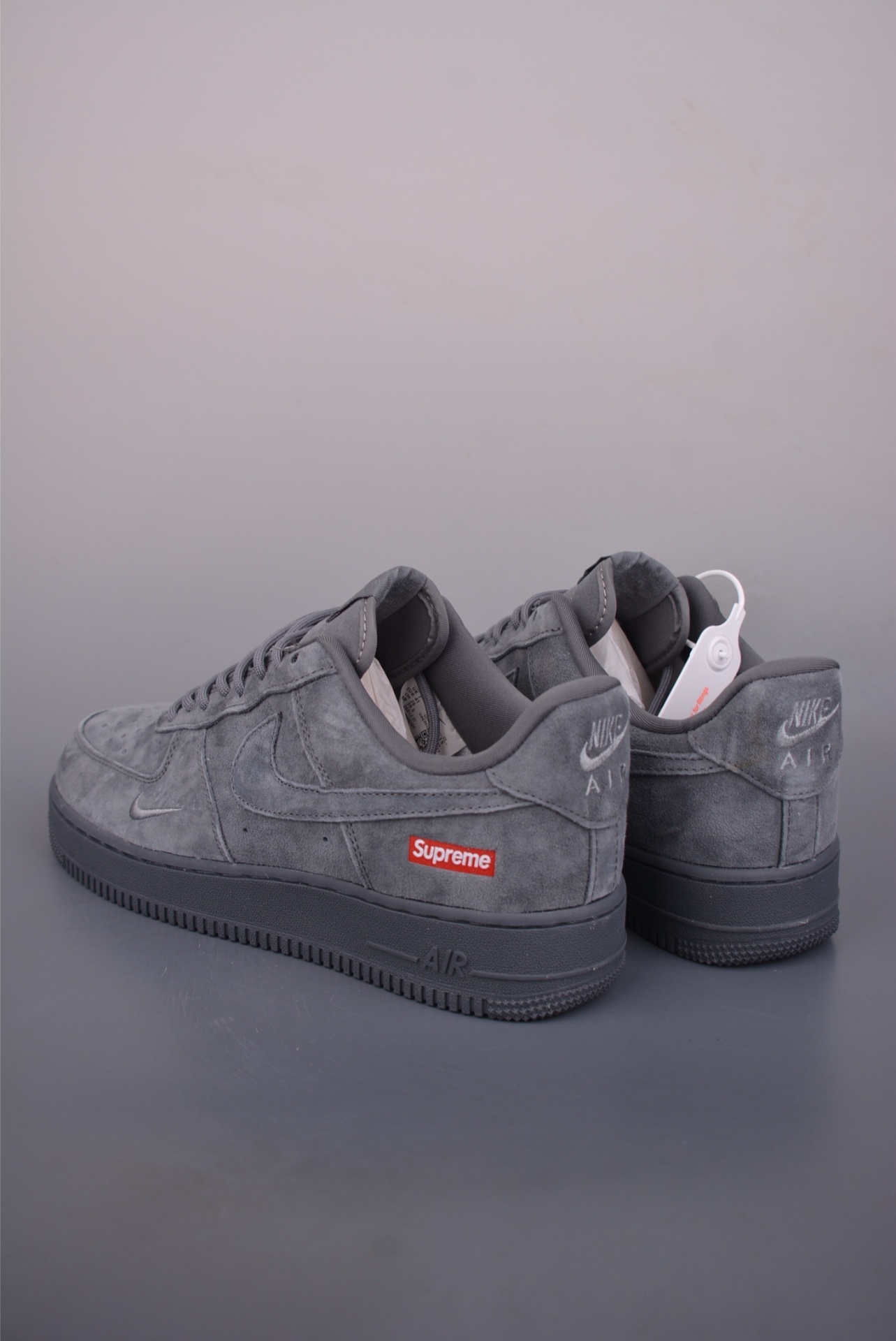 Nike Supreme x Nike Air Force 1 Low — Suede Gray — DF0188-115 — foto 2
