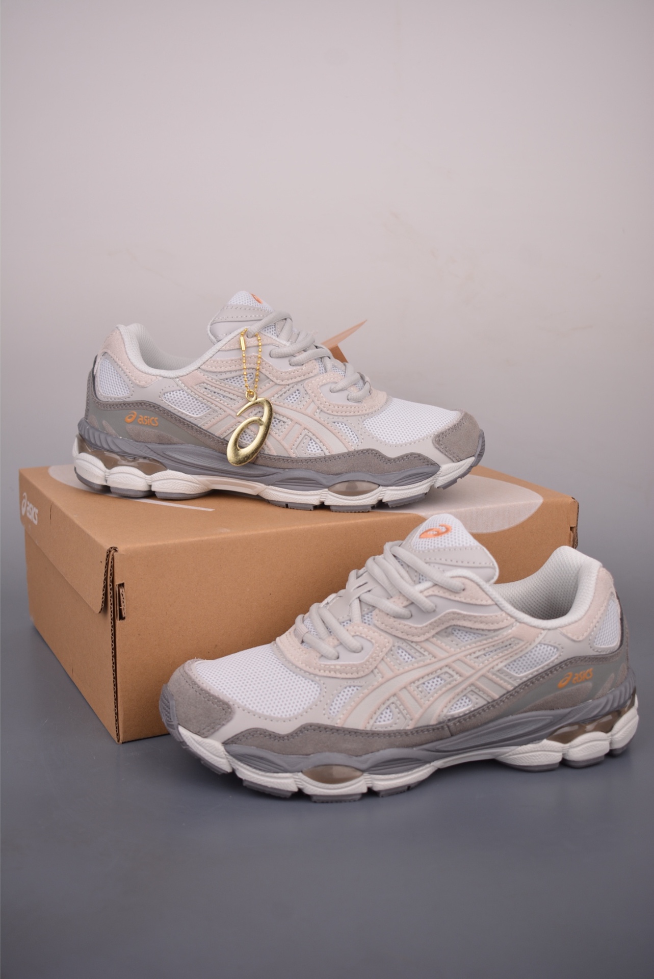 ASICS GEL-NYC — Crema / Grigio / Bianco — foto 2