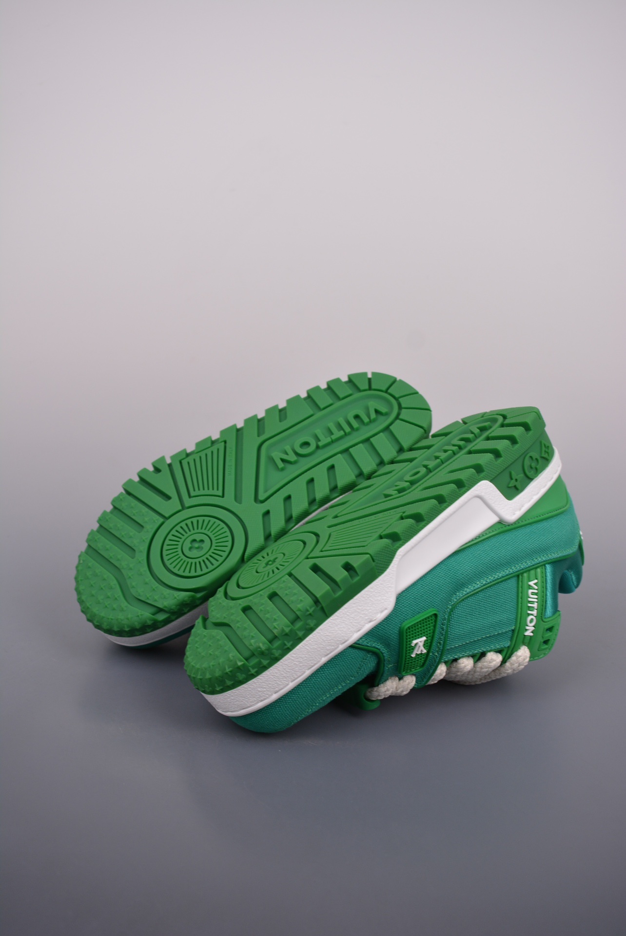 Louis Vuitton LV Trainer Maxi Low Canvas — Verde Prato / Bianco — 1AB8SL — foto 4