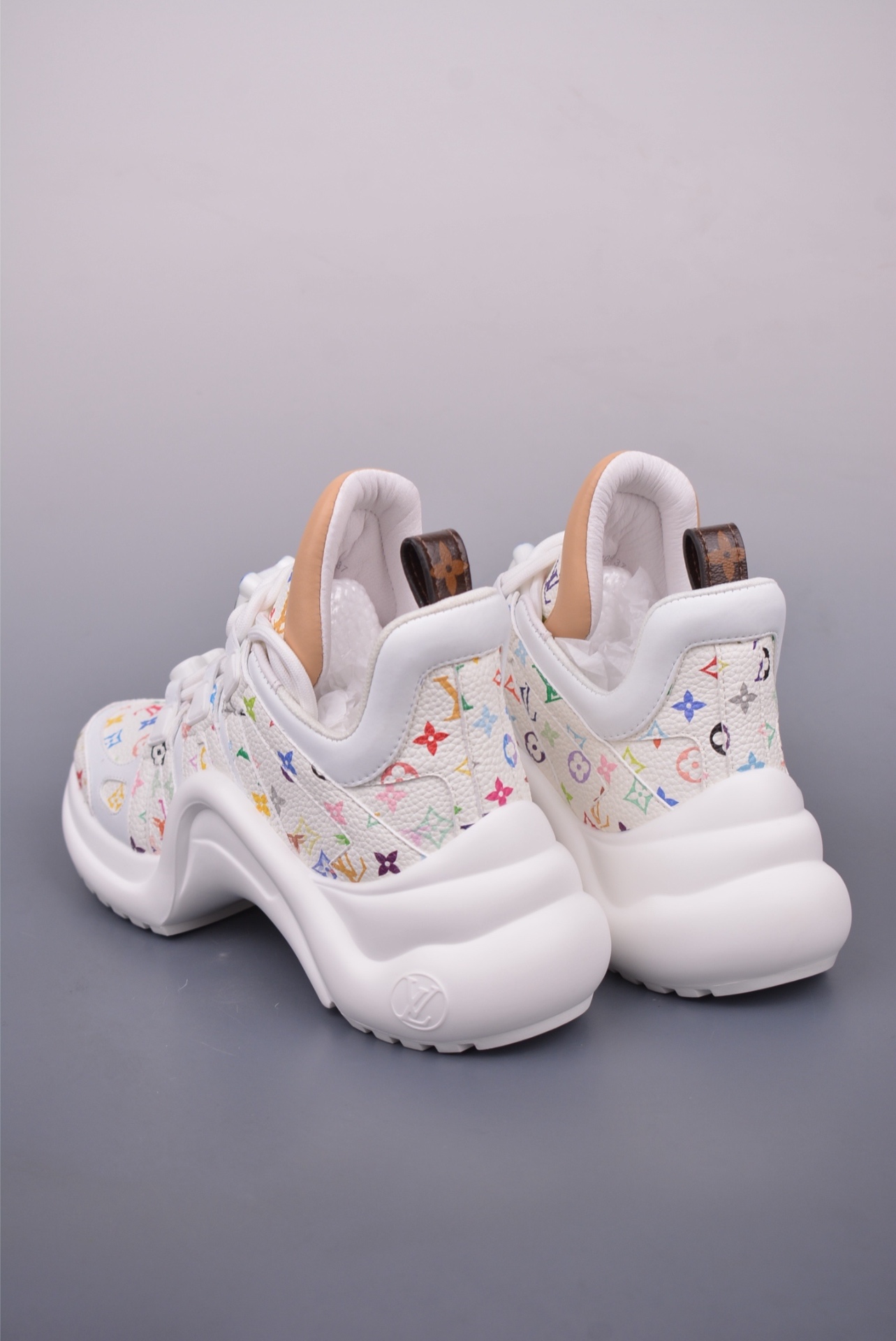 Louis Vuitton LV Archlight — Bianco / Monogram Multicolore — 51BCOL — foto 2
