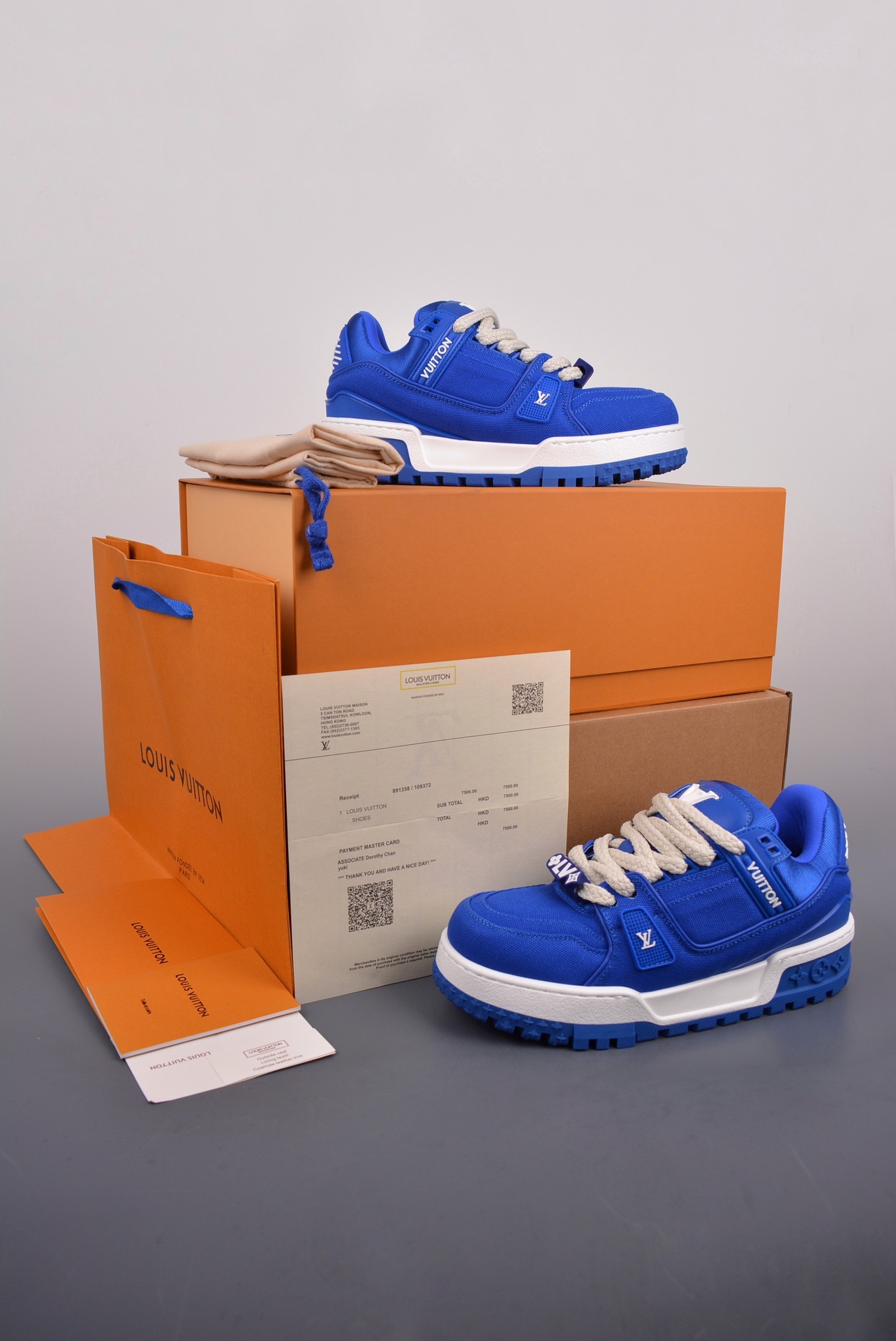 Louis Vuitton LV Trainer Maxi Low Canvas — Blu Reale / Bianco — 1ABM2L — foto 5