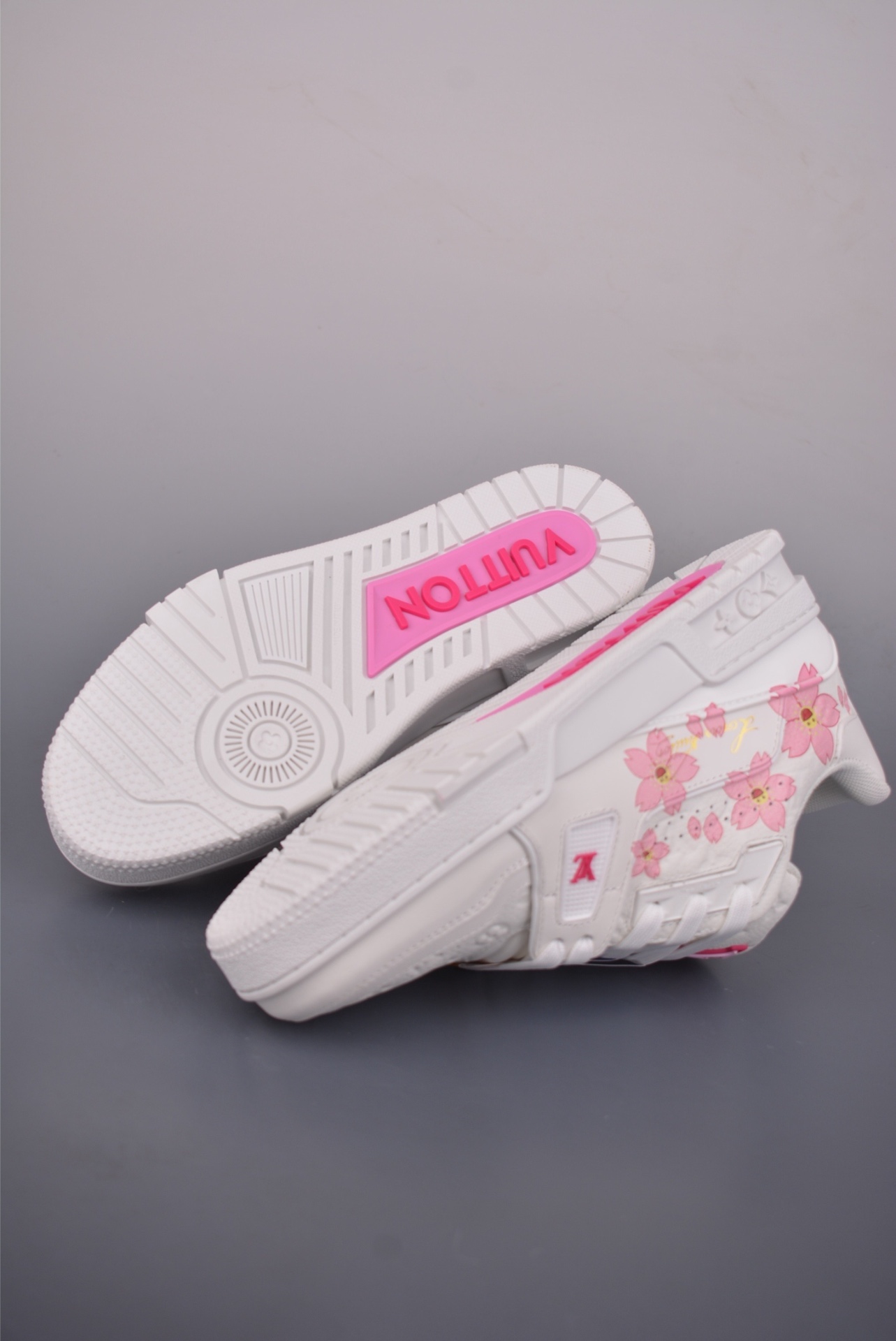 Louis Vuitton LV Trainer — Bianco / Sakura Pink (Takashi Murakami) — 1AGZEJ — foto 4